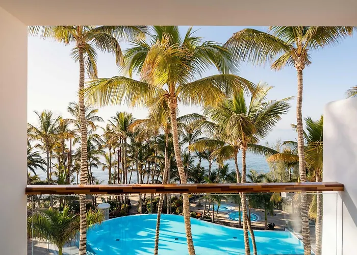 Fariones מלון פוארטו דל כרמן