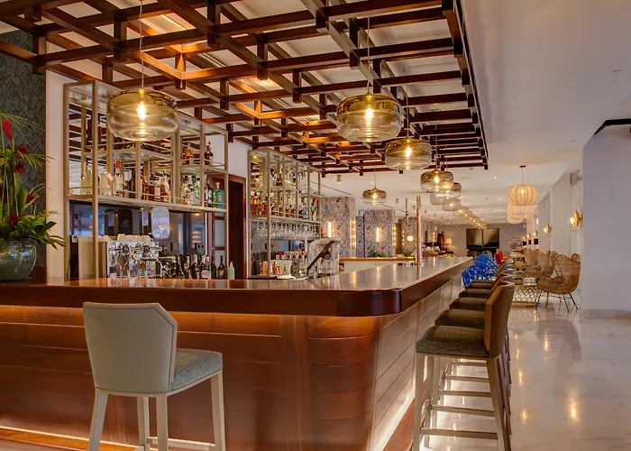 Fariones מלון פוארטו דל כרמן