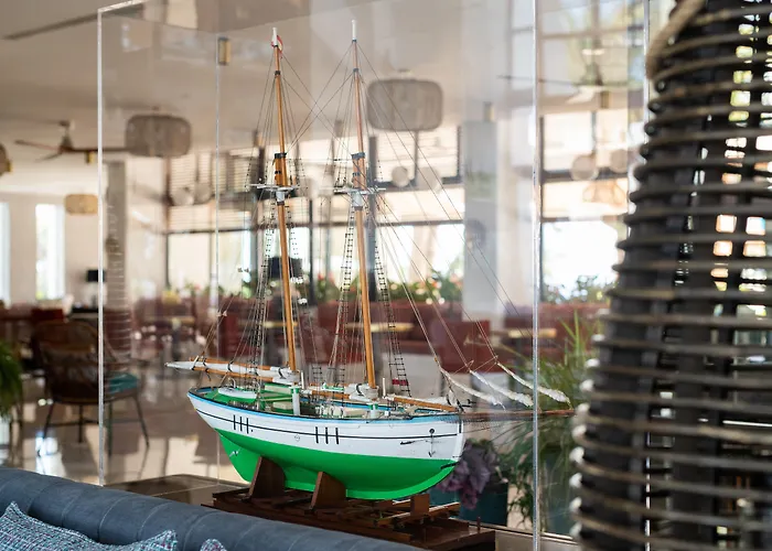 Fariones מלון 5*